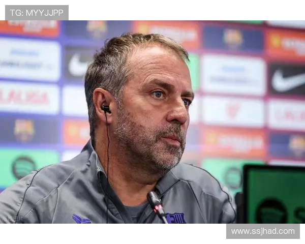 弗里克上周日与巴萨全队深谈激励球员团结奋进誓要带领球队重回胜利正轨